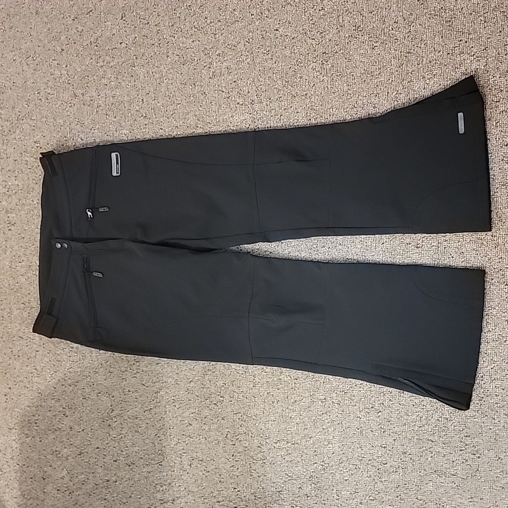 Skiing pants